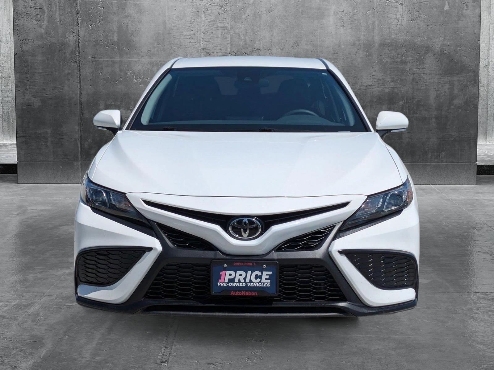 Used 2022 Toyota Camry SE with VIN 4T1G11AK1NU645558 for sale in Buena Park, CA