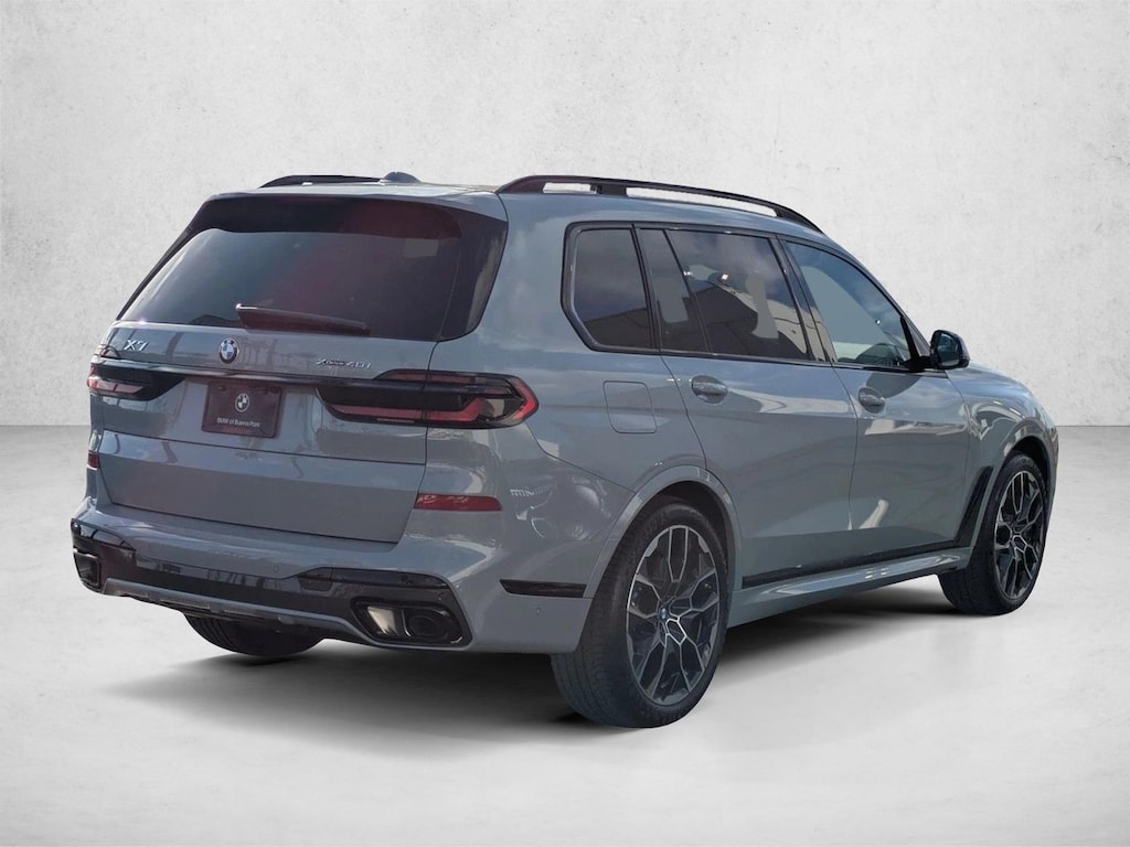 New 2026 BMW X7 xDrive40i SUV