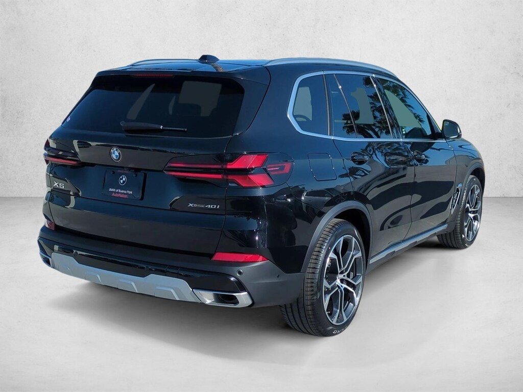 New 2026 BMW X5 xDrive40i SUV
