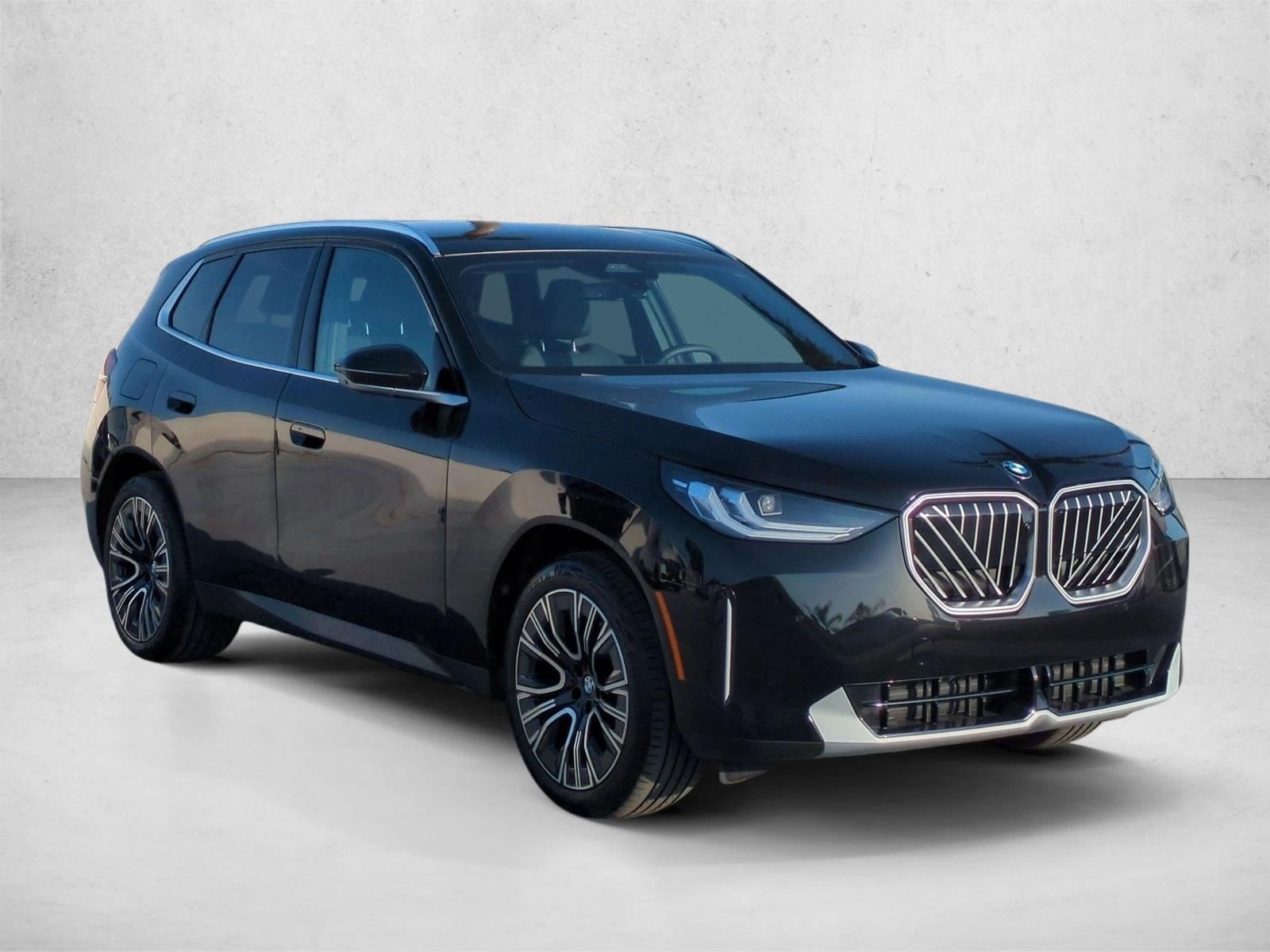 2026 BMW X3 30 xDrive photo 2