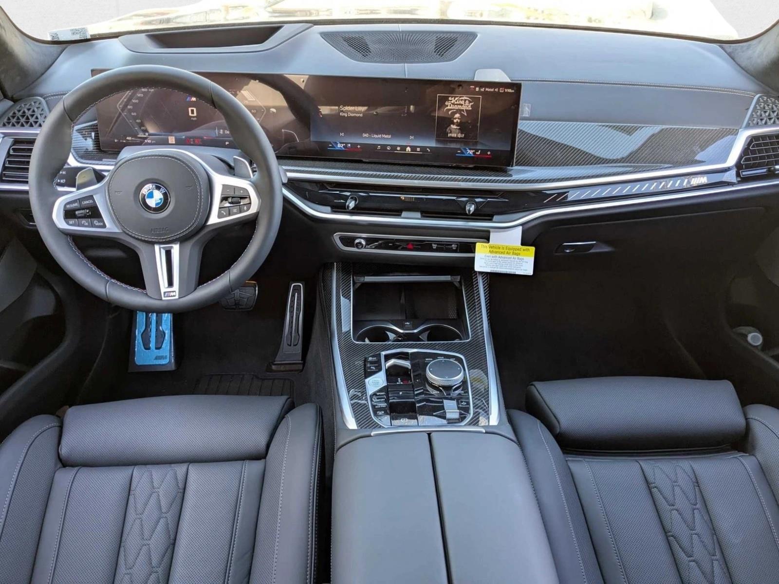 2025 BMW X7 M60i - Photo 14