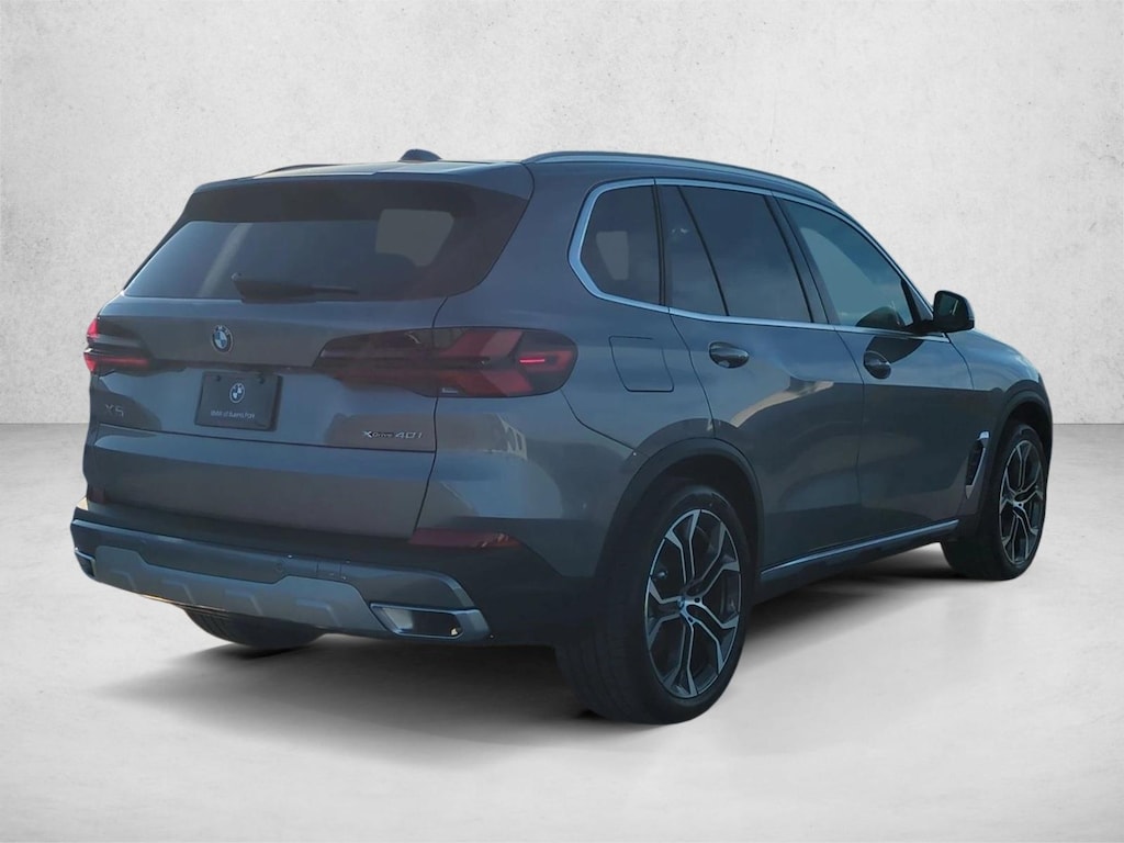 New 2026 BMW X5 xDrive40i SUV