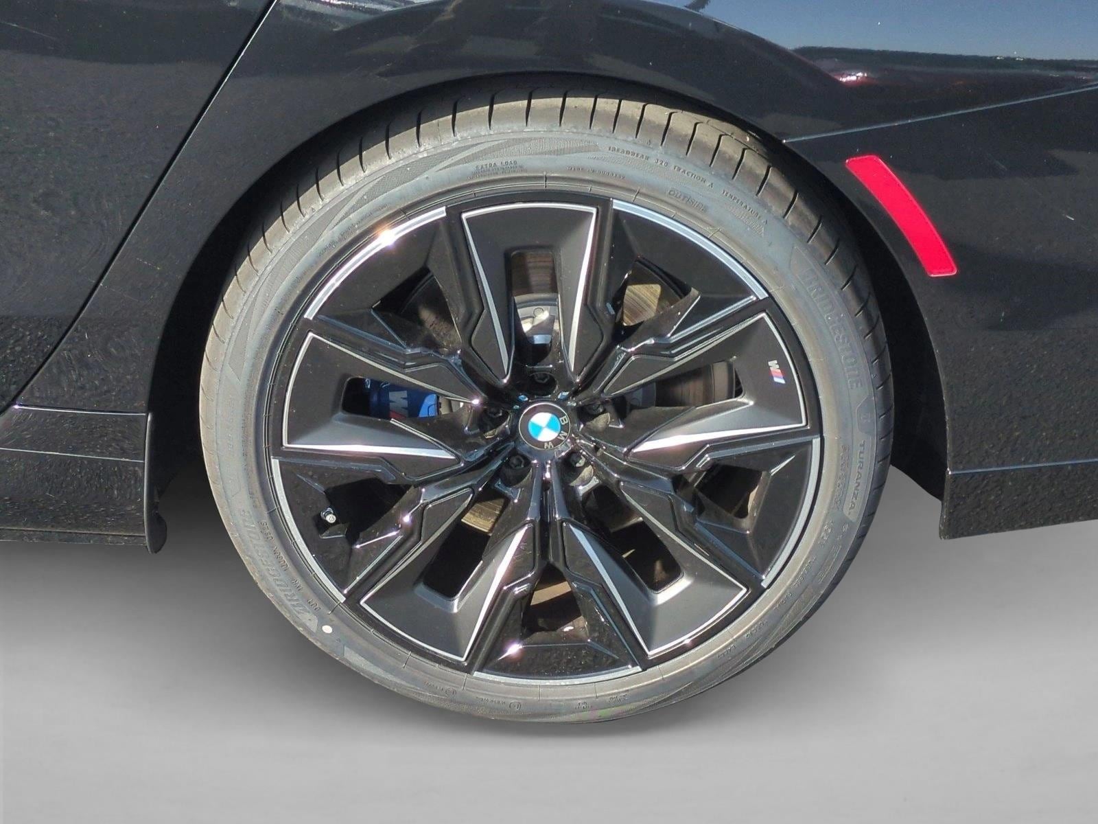 2025 BMW i7 60 - Photo 10