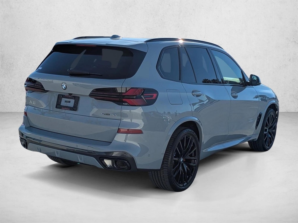 New 2026 BMW X5 sDrive40i SUV