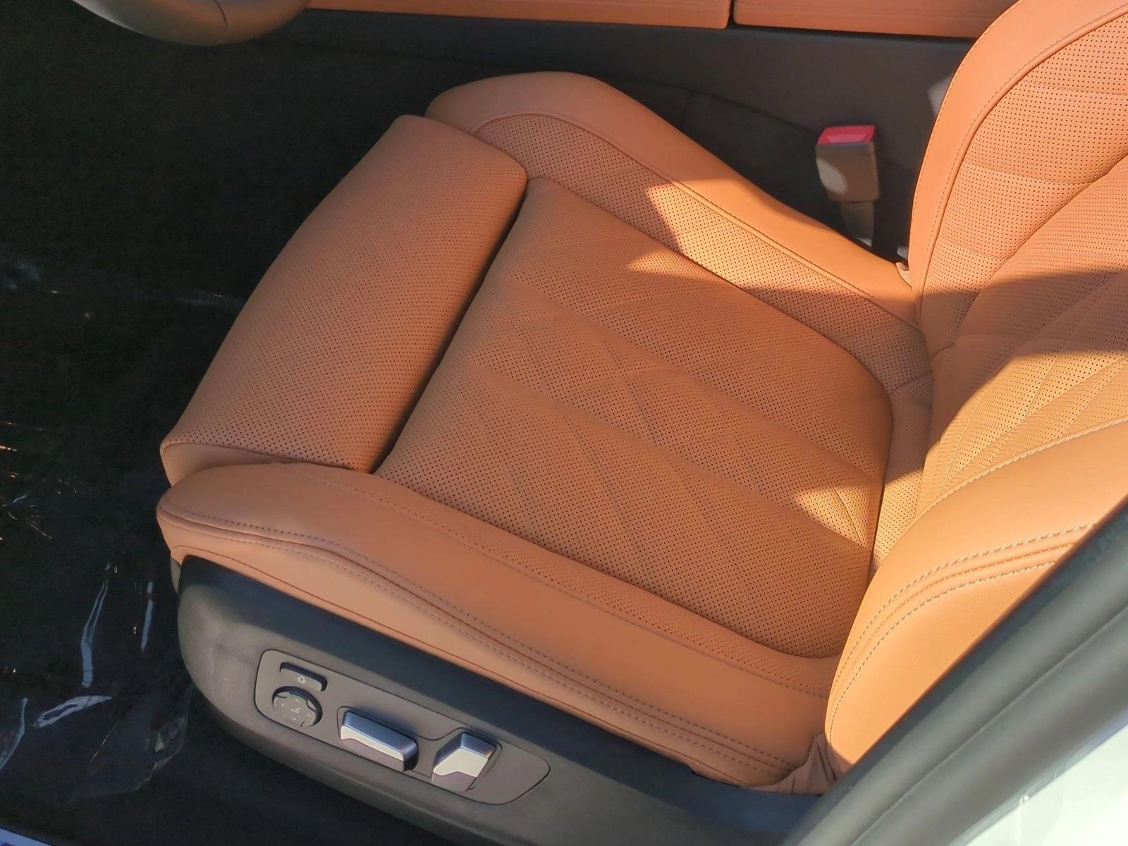 2026 BMW X5 sDrive40i photo 4