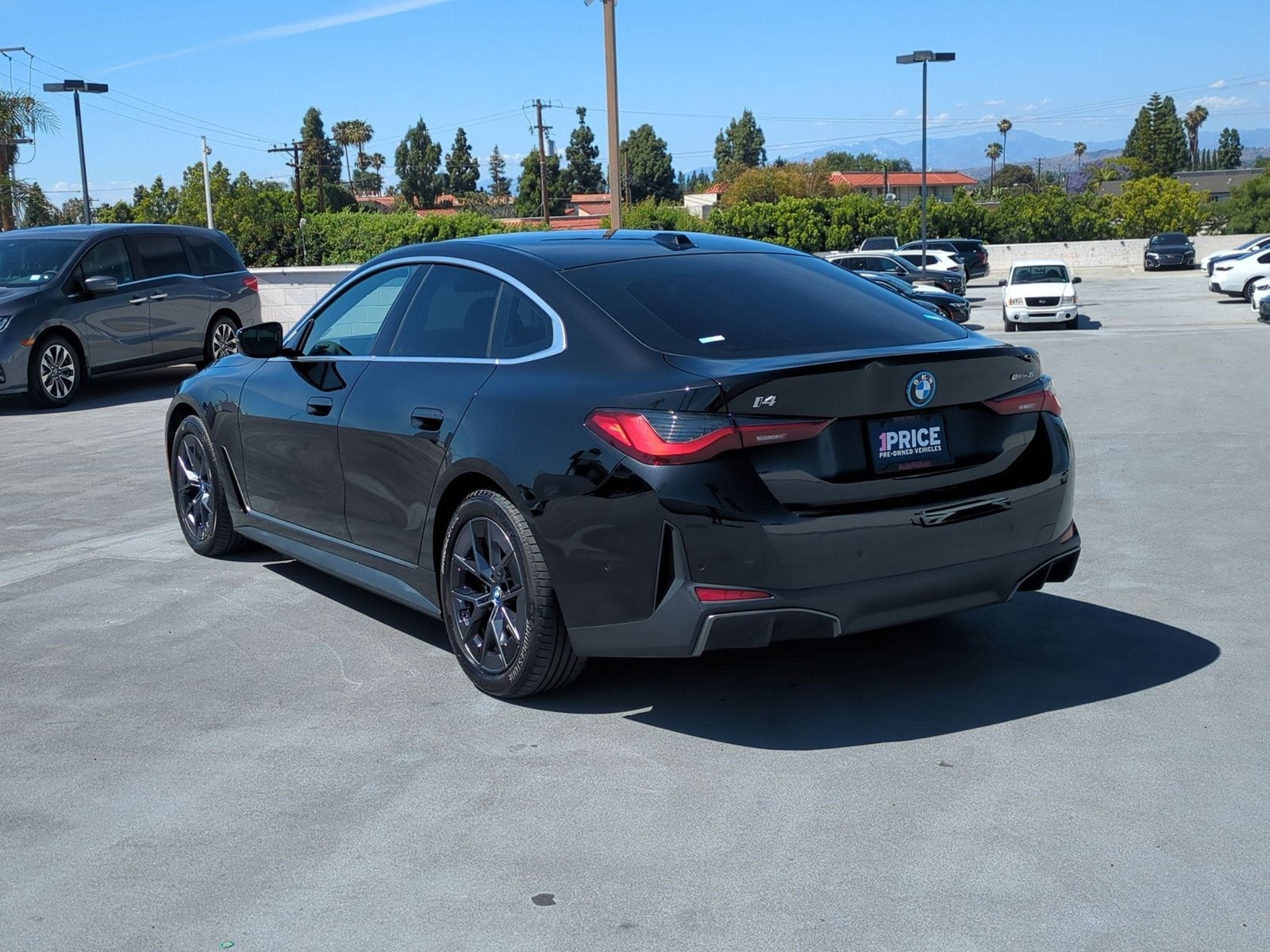 2024 BMW i4 eDrive35 photo 3