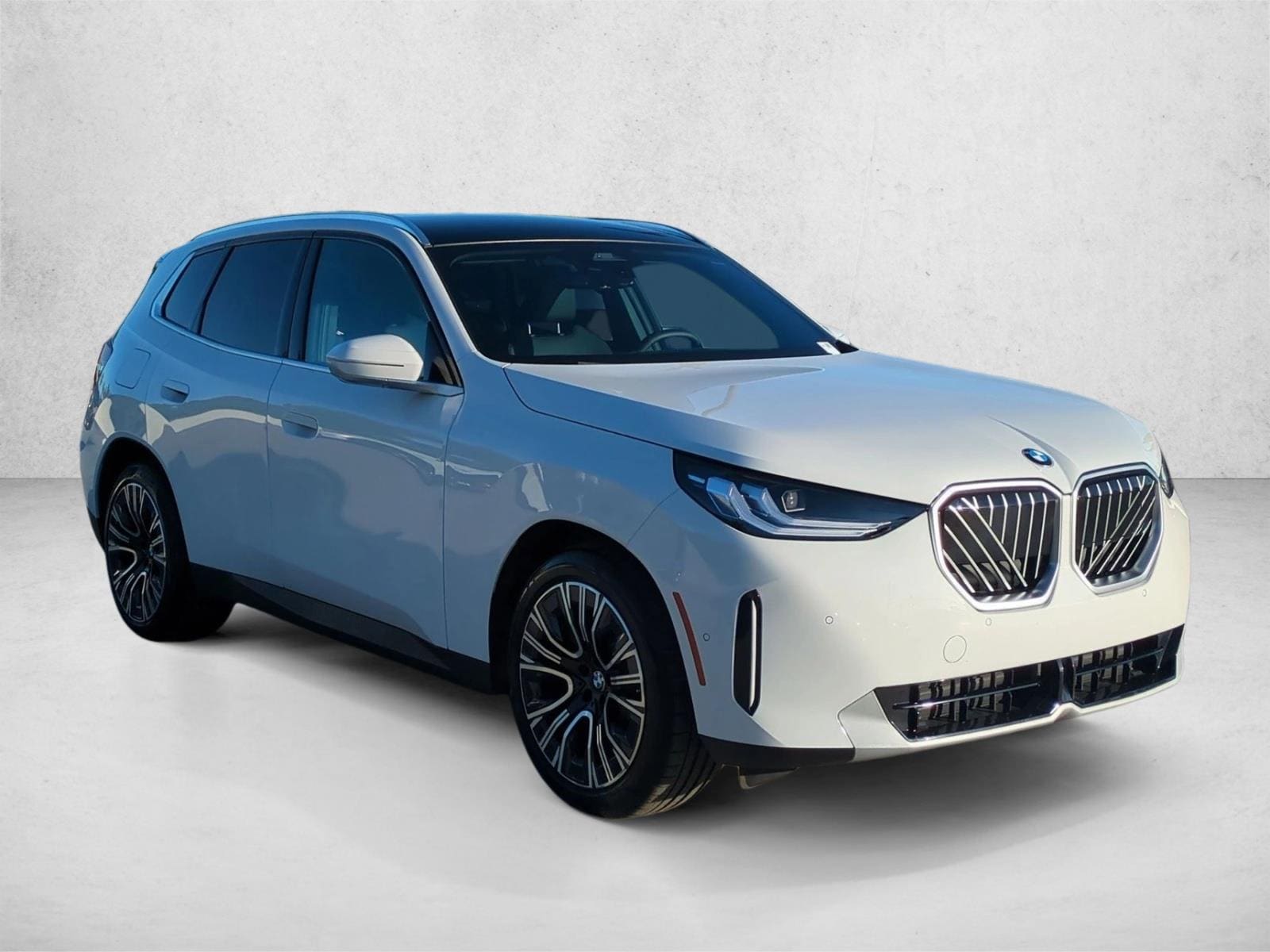 2025 BMW X3 30 xDrive photo 2
