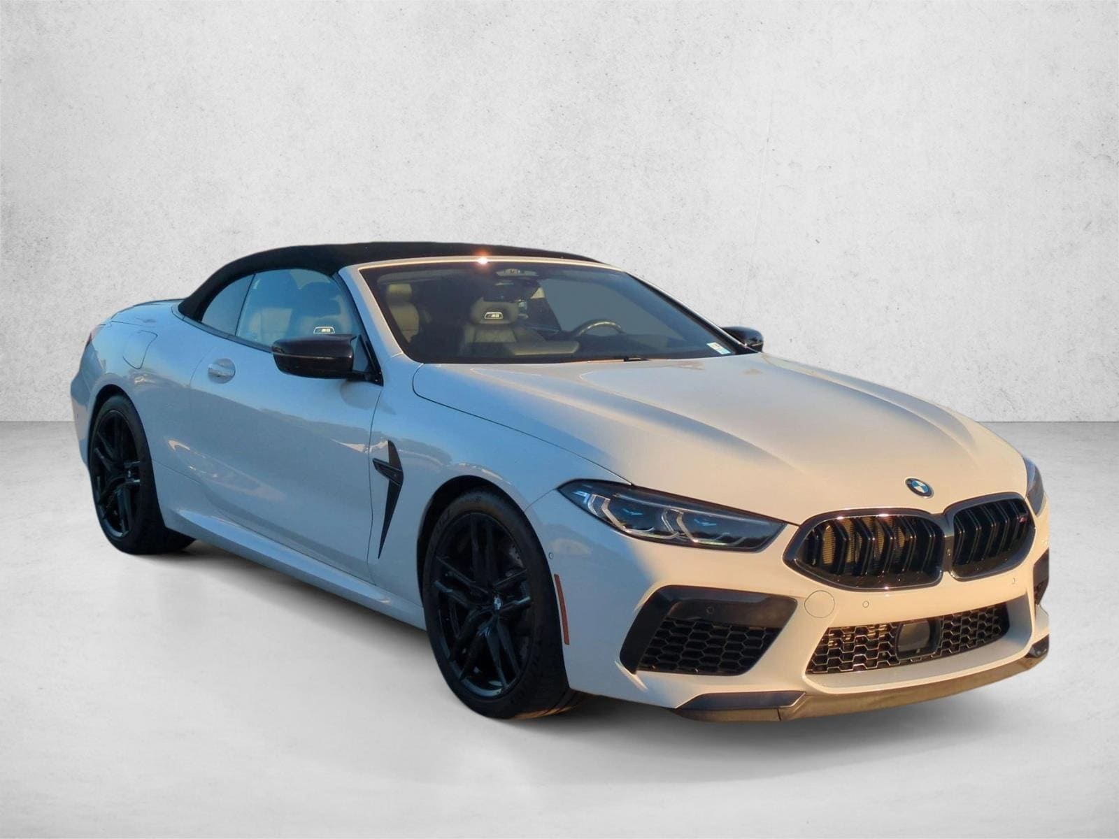 2024 BMW M8 Competition photo 2