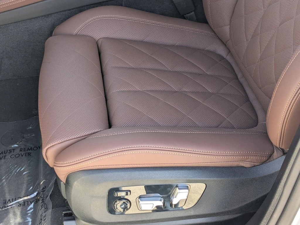 New 2026 BMW X7 M60i SUV