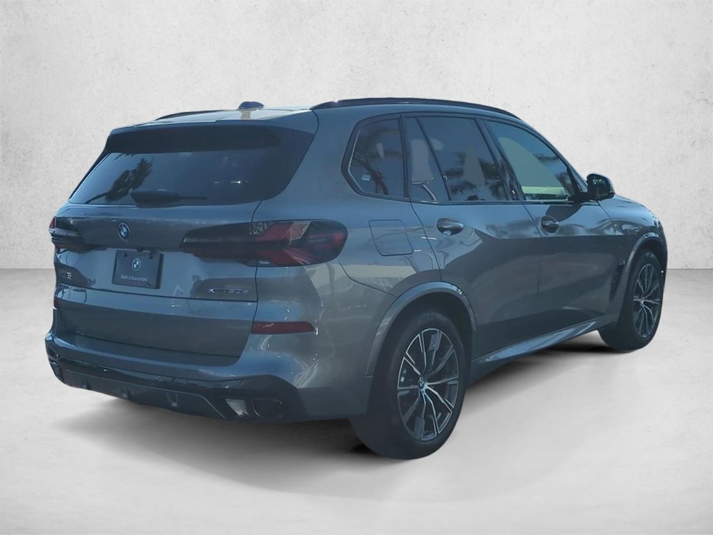 New 2026 BMW X5 PHEV xDrive50e SUV