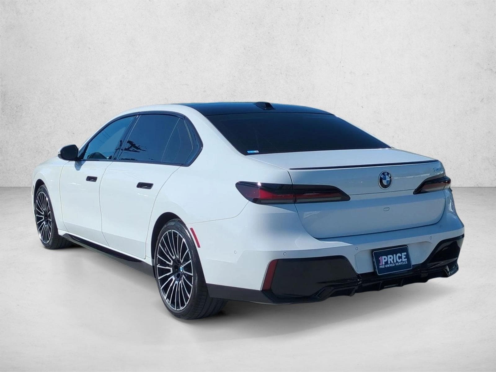 2024 BMW 740i photo 3