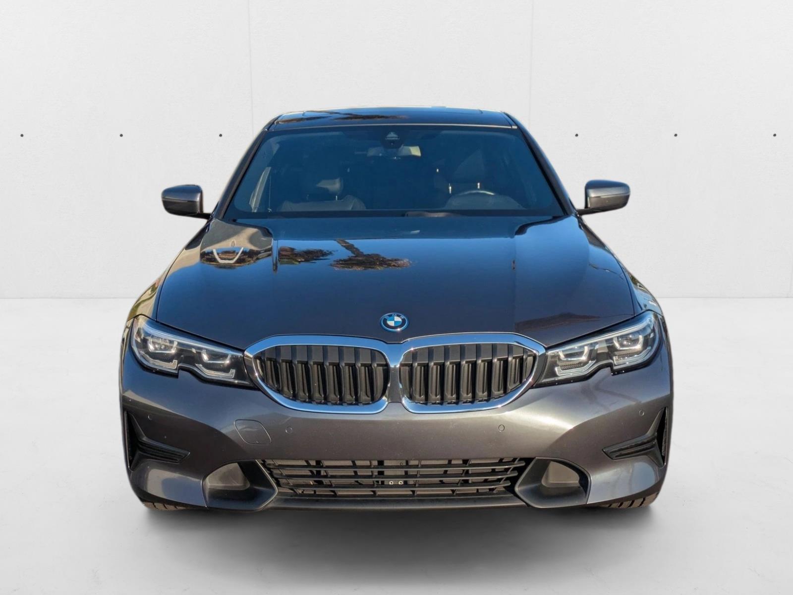 2022 Bmw 330e 3-Series photo 2