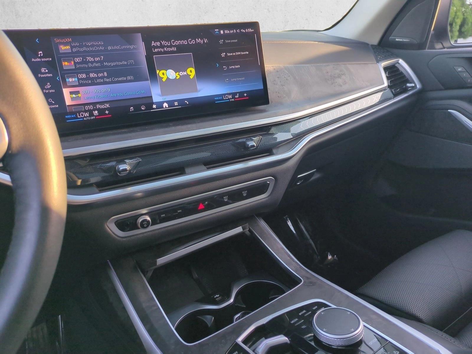 2026 BMW X7 40i - Photo 15