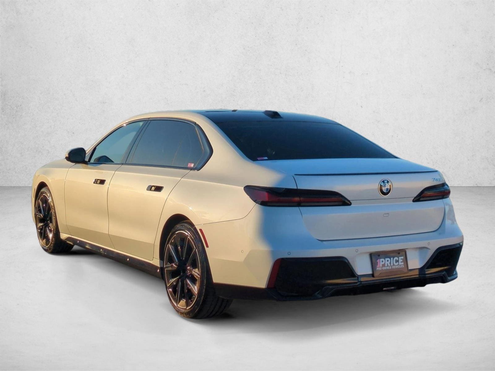 2024 BMW 740i photo 3