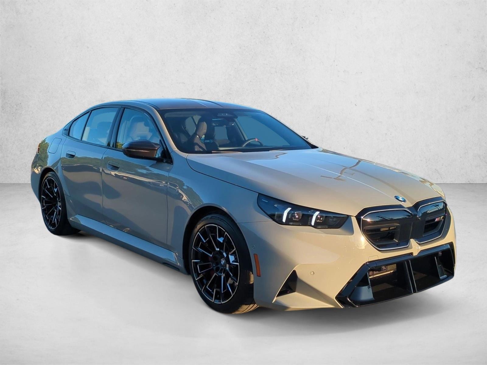 2026 BMW M5 photo 2