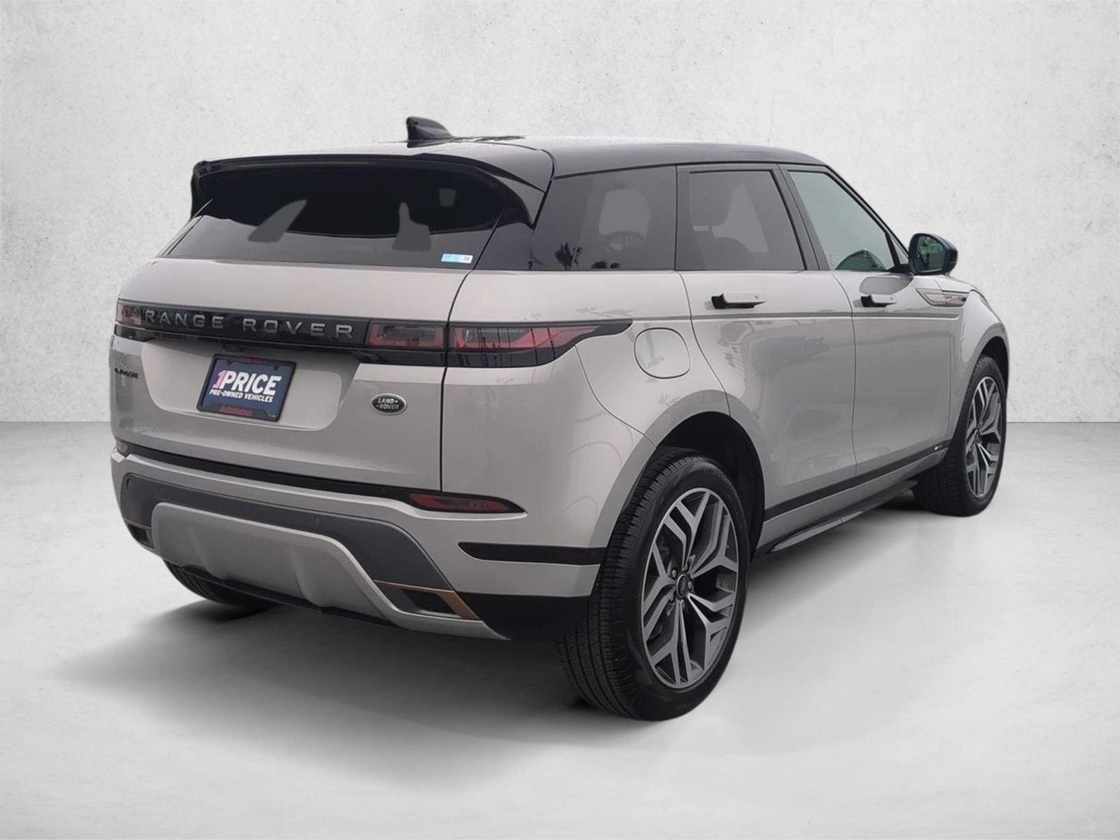 2020 Land Rover Range Rover Evoque First Edition photo 4