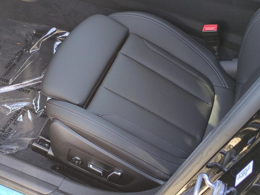 New 2026 BMW 330i Sedan