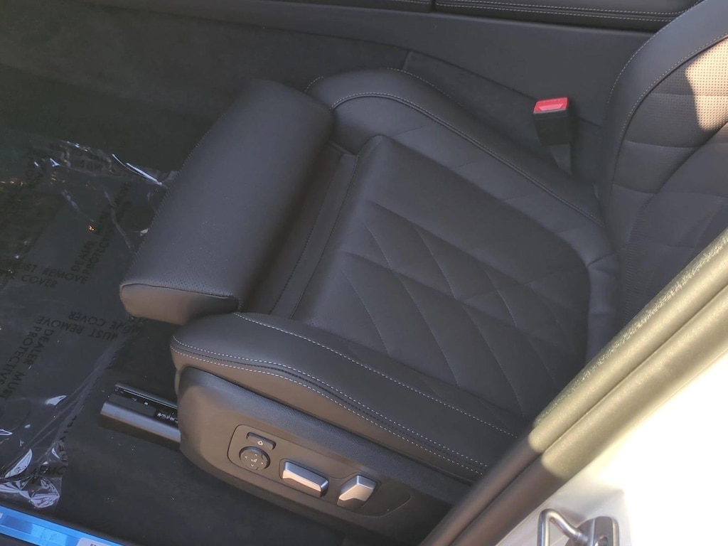 New 2026 BMW X5 sDrive40i SUV