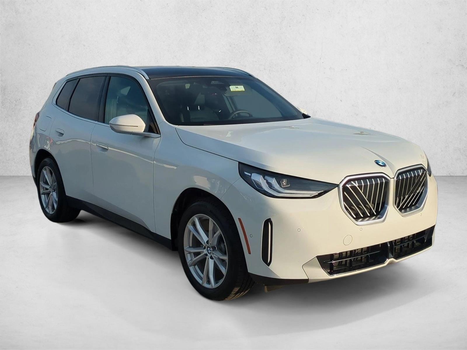 2025 BMW X3 30 xDrive photo 2