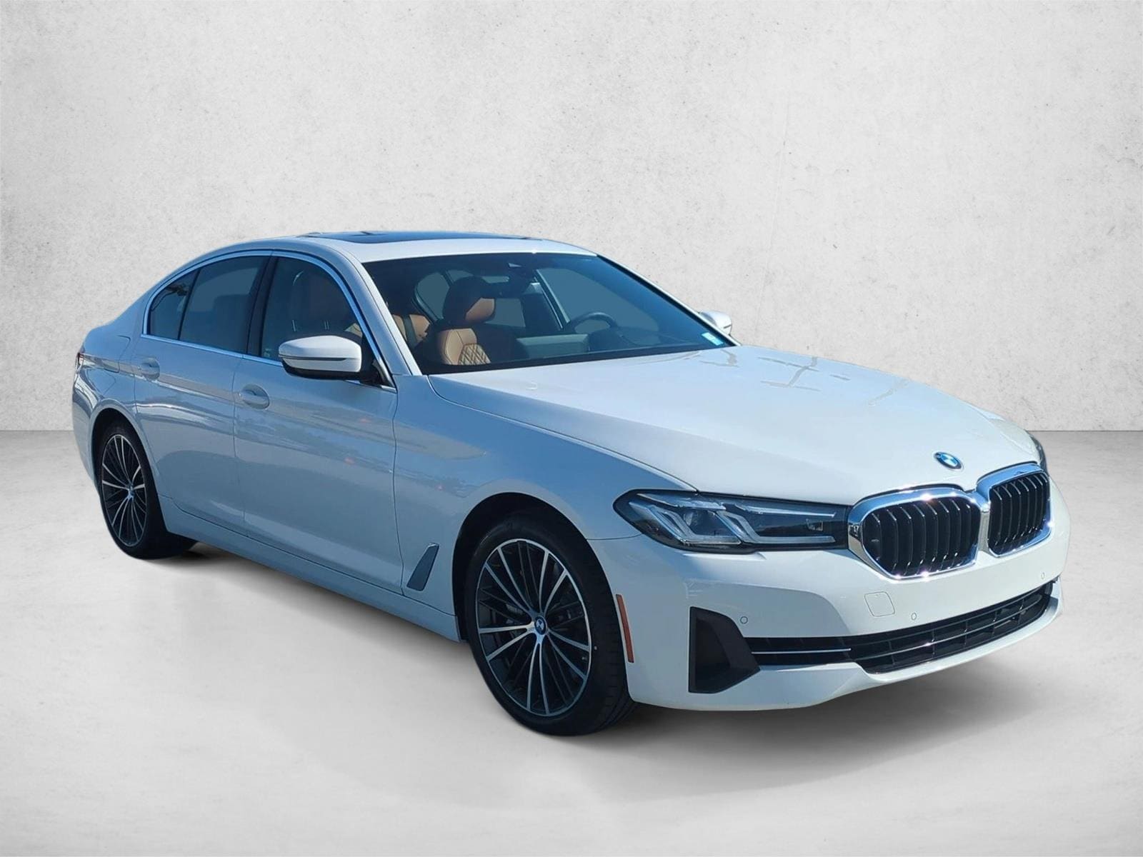 2023 BMW 540i photo 2