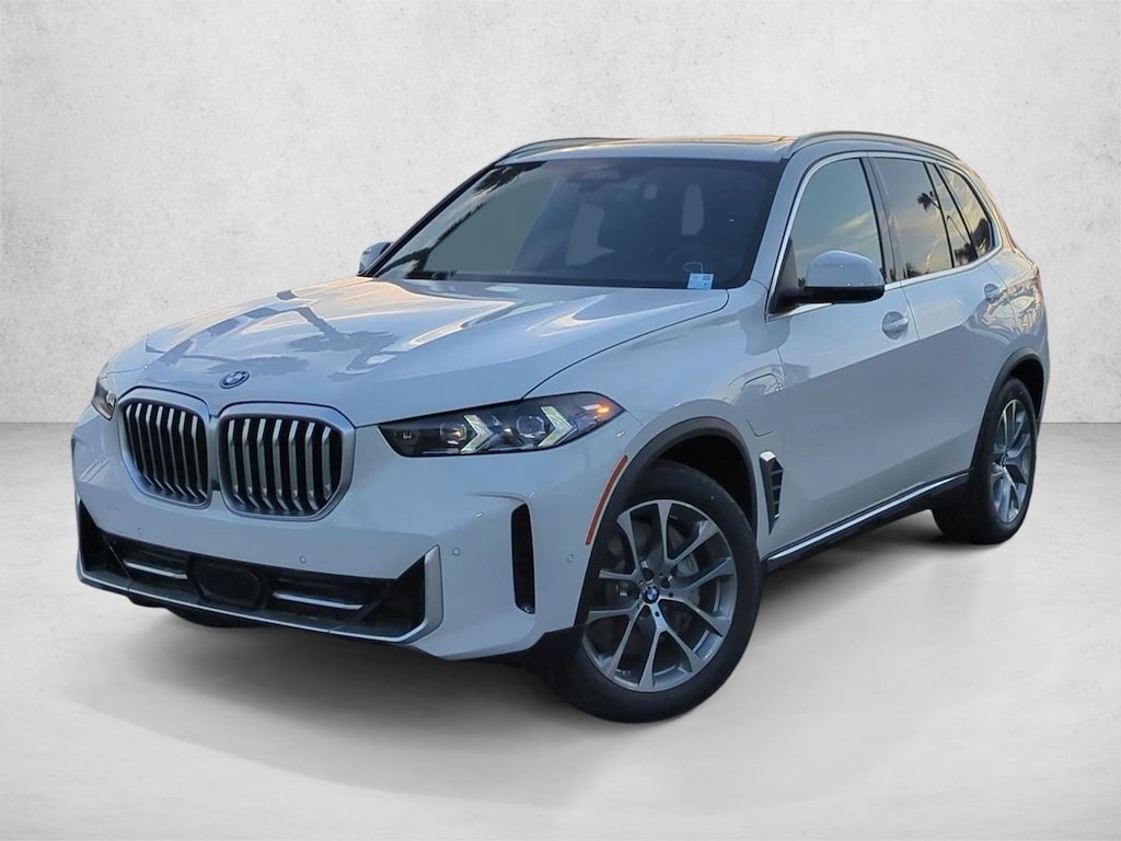 New 2026 BMW X5 PHEV xDrive50e SUV