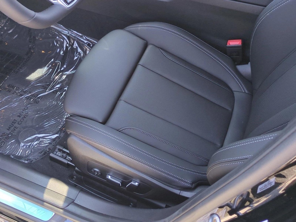 New 2026 BMW 330i Sedan