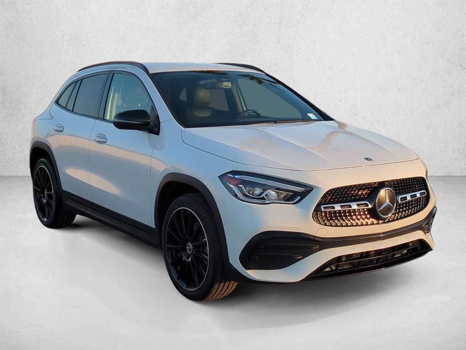 2023 Mercedes-Benz GLA 250 photo 2