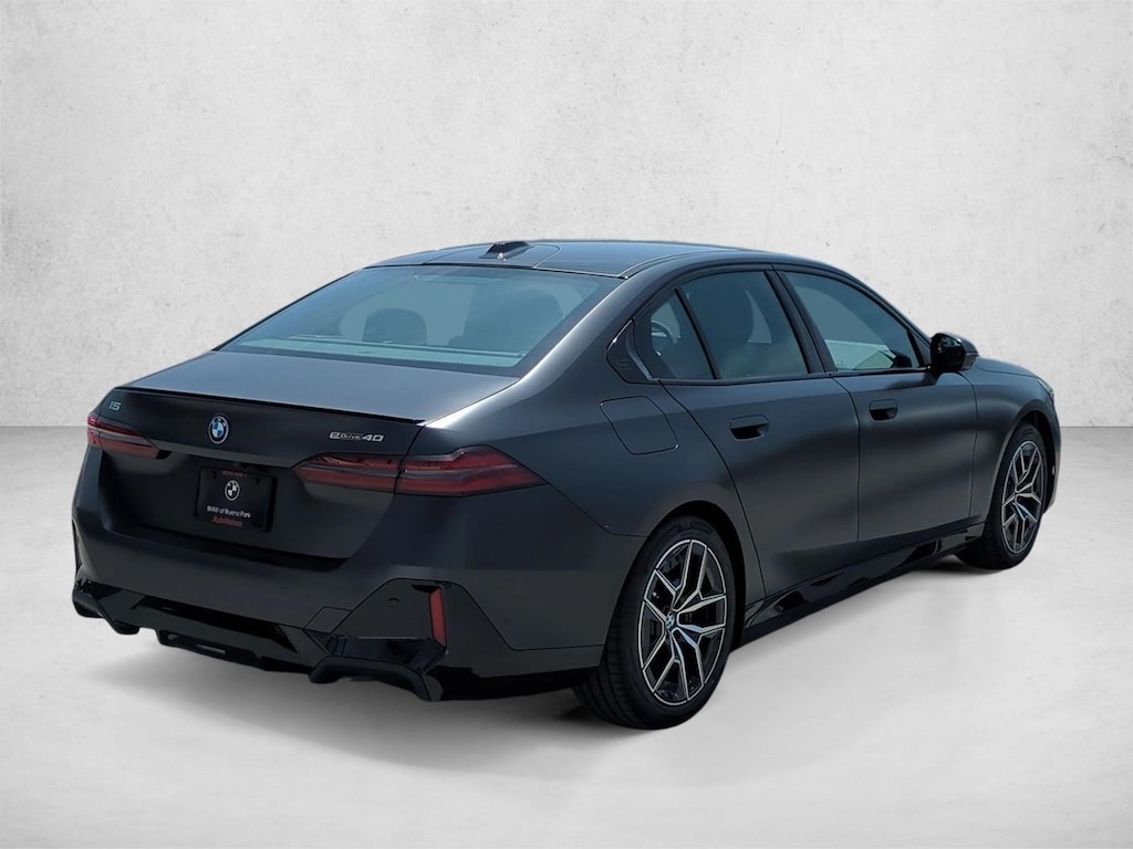 New 2026 BMW i5 eDrive40 Sedan
