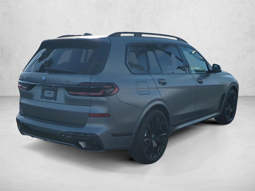 New 2026 BMW X7 xDrive40i SUV