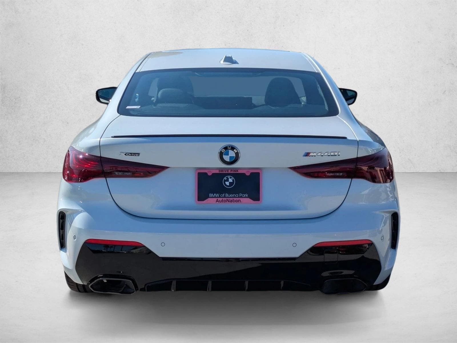 2026 BMW 4 Series M440i - Photo 8