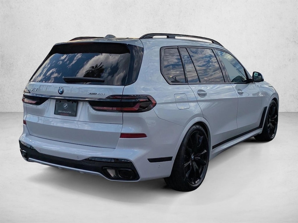 New 2026 BMW X7 xDrive40i SUV