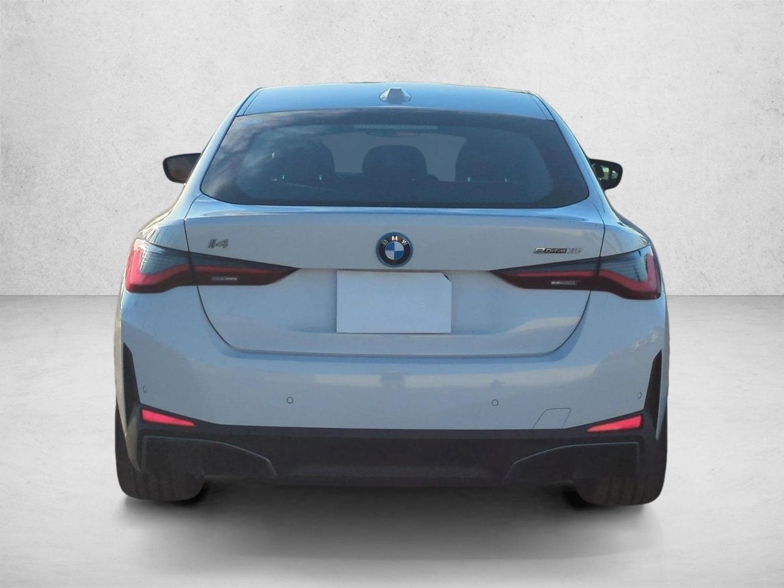 2023 BMW i4 eDrive35 photo 6