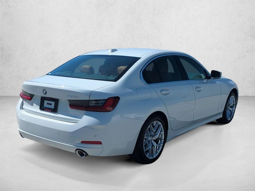 New 2026 BMW 330i Sedan