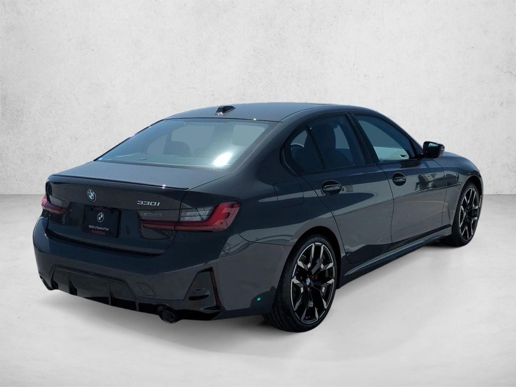New 2026 BMW 330i Sedan