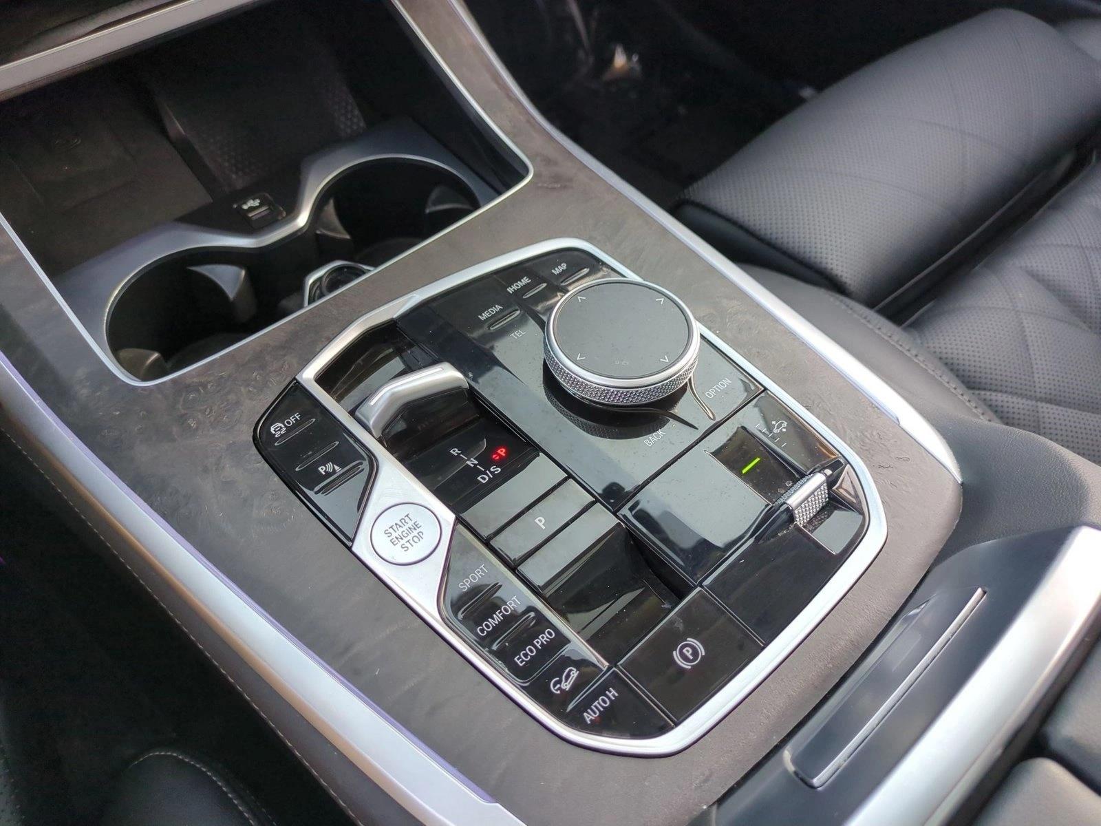 2026 BMW X7 40i - Photo 12