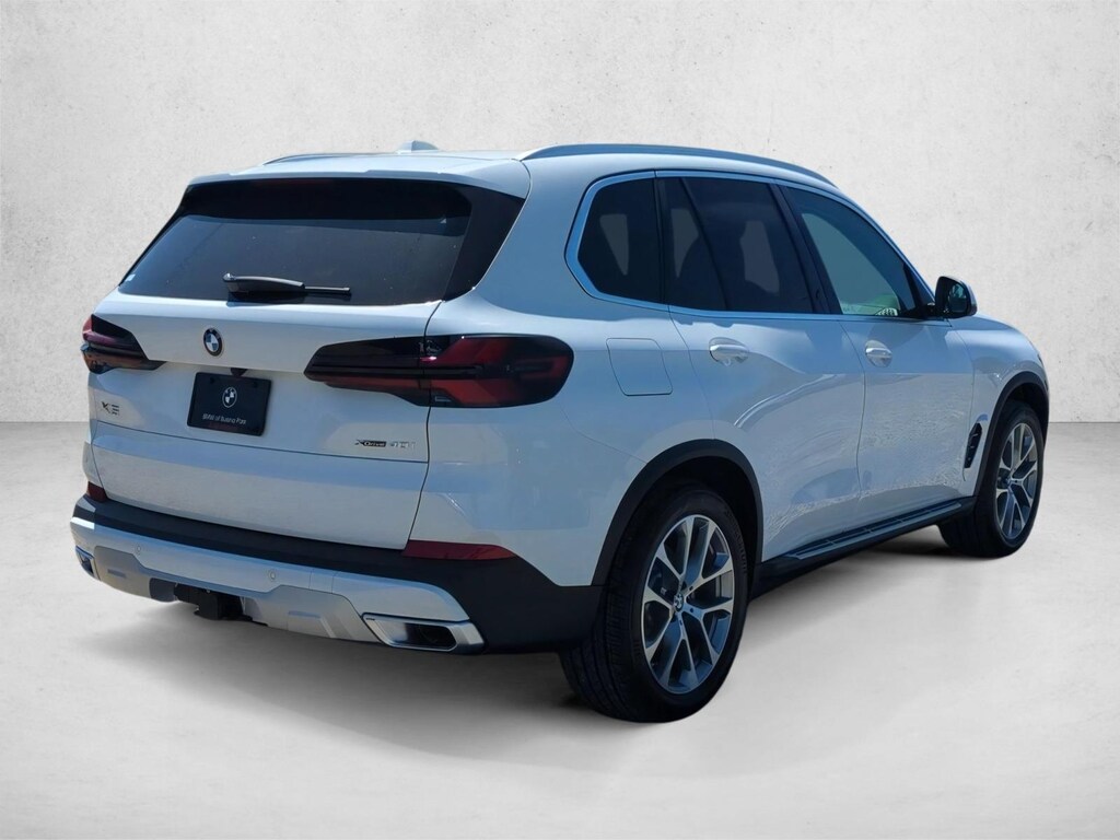 New 2026 BMW X5 xDrive40i SUV