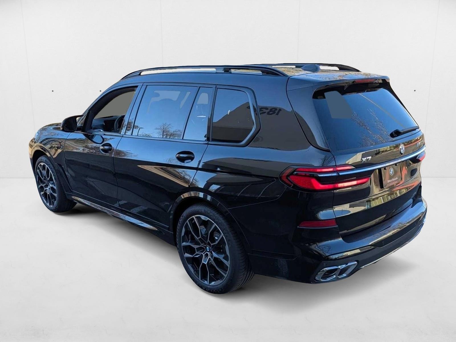 2025 BMW X7 M60i - Photo 8