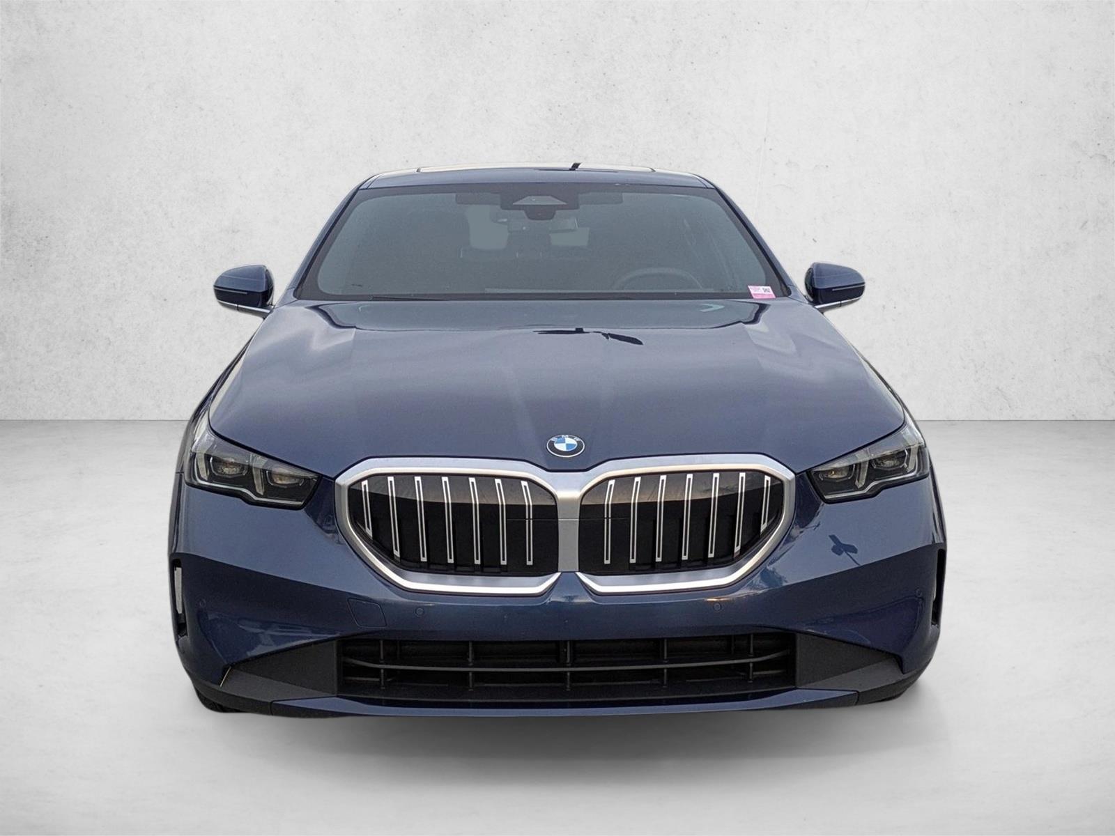 2024 Bmw 530i photo 2