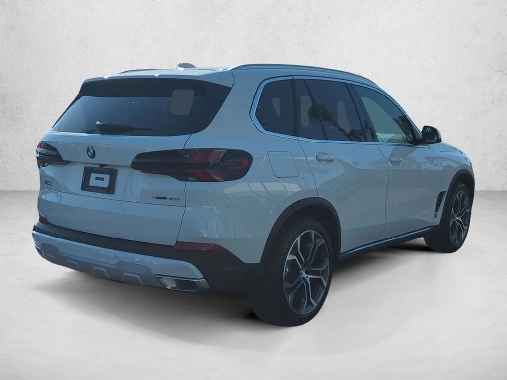 New 2026 BMW X5 sDrive40i SUV