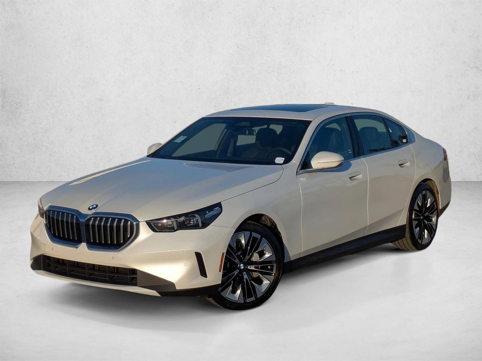 2024 BMW 5 Series 530i's photo