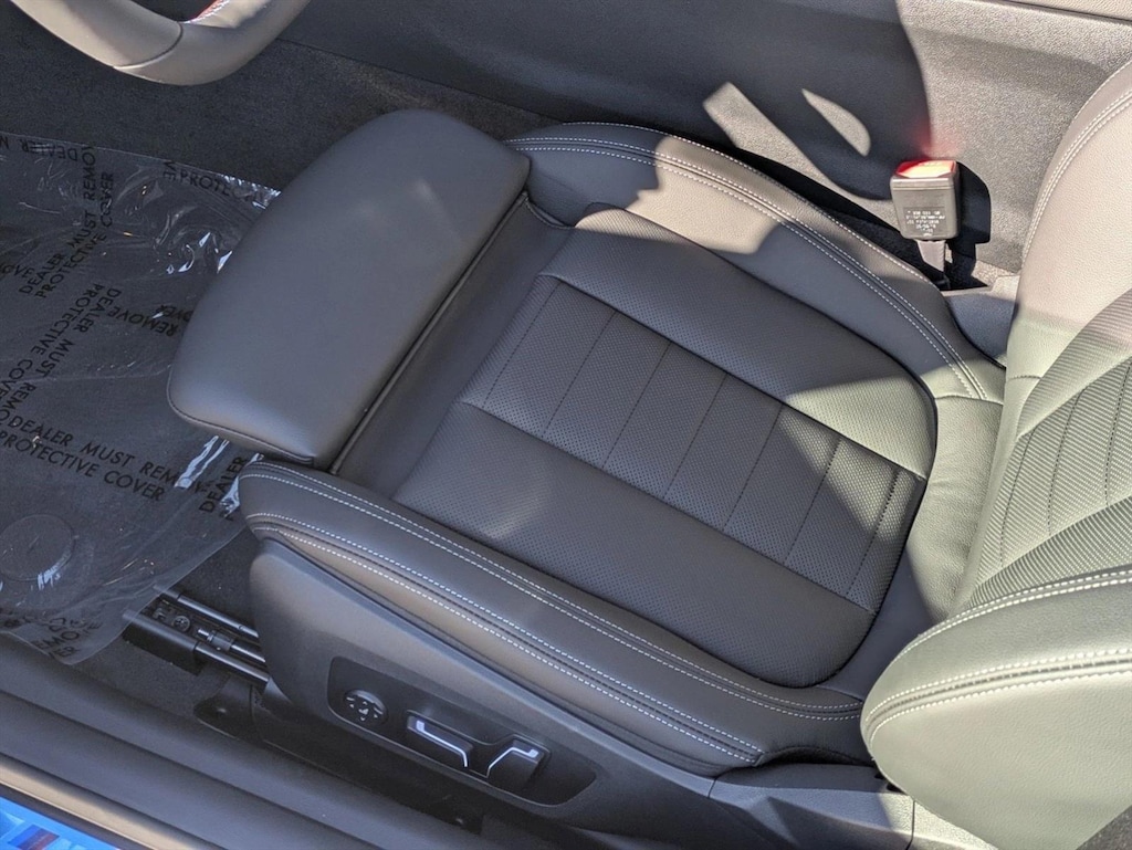 New 2026 BMW M440i Convertible