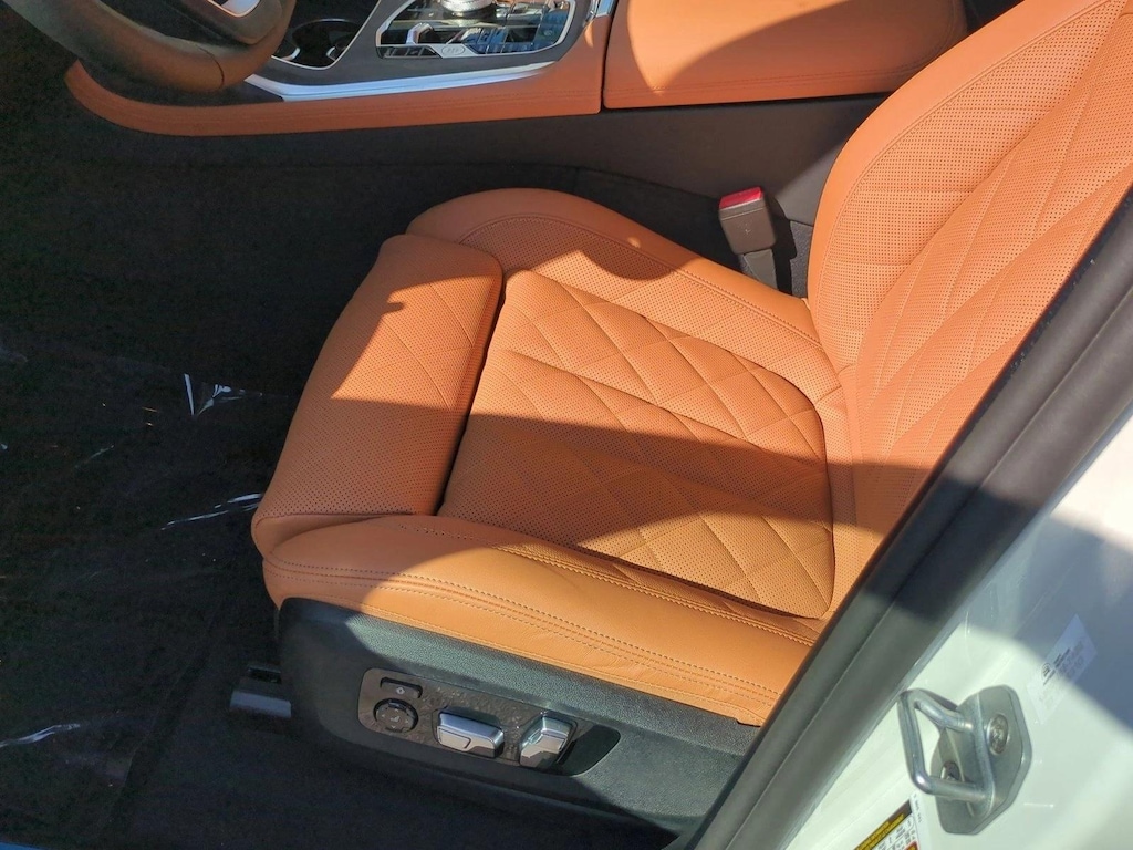 New 2026 BMW X7 xDrive40i SUV