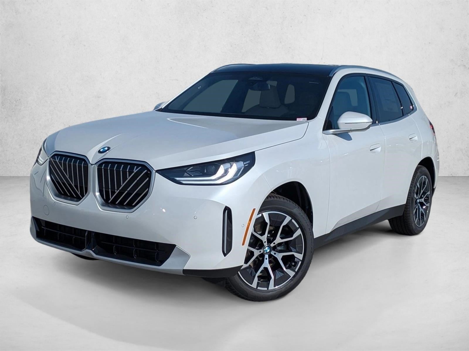 2026 BMW X3 30's photo