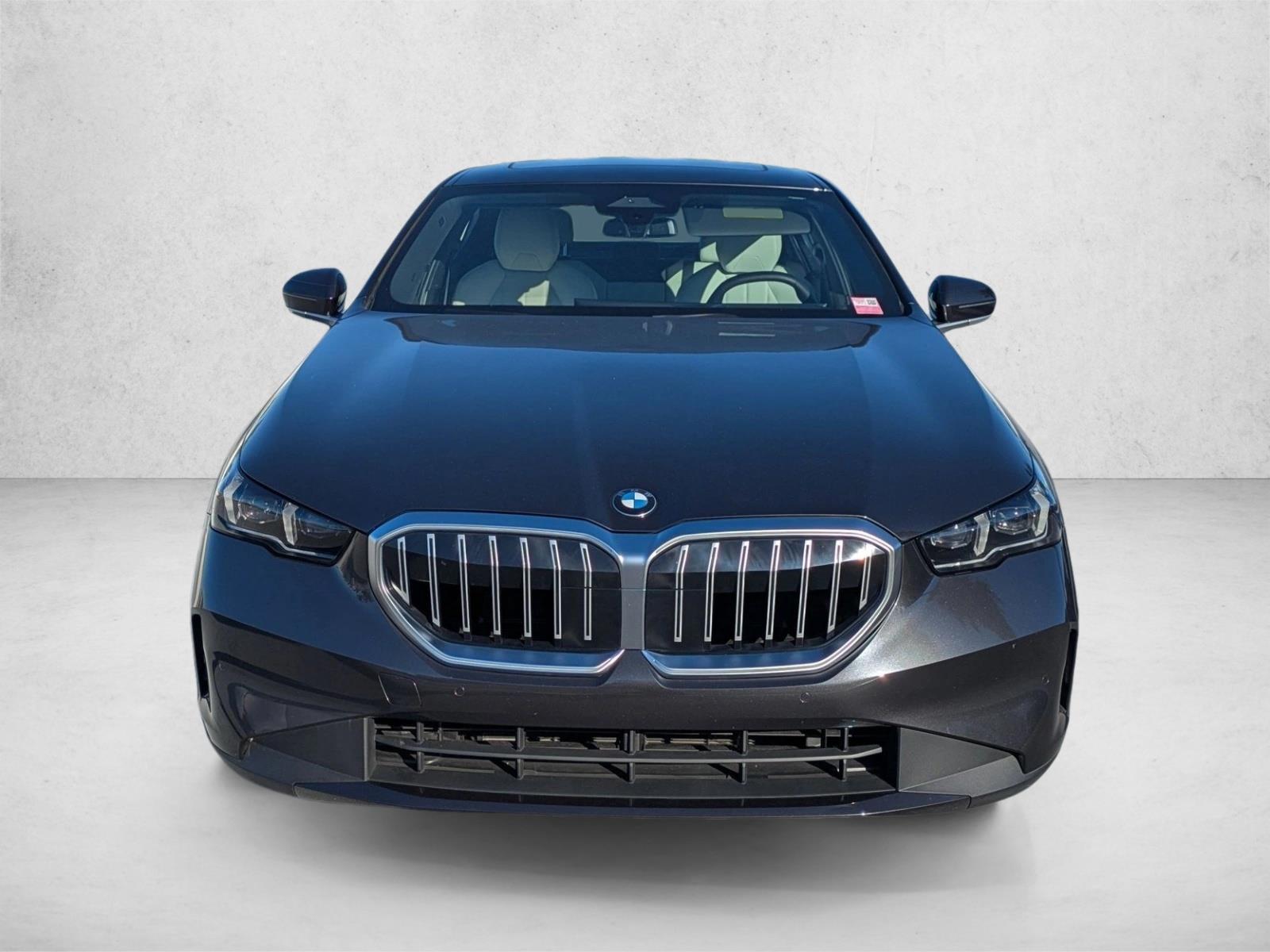 2024 Bmw 530i photo 2