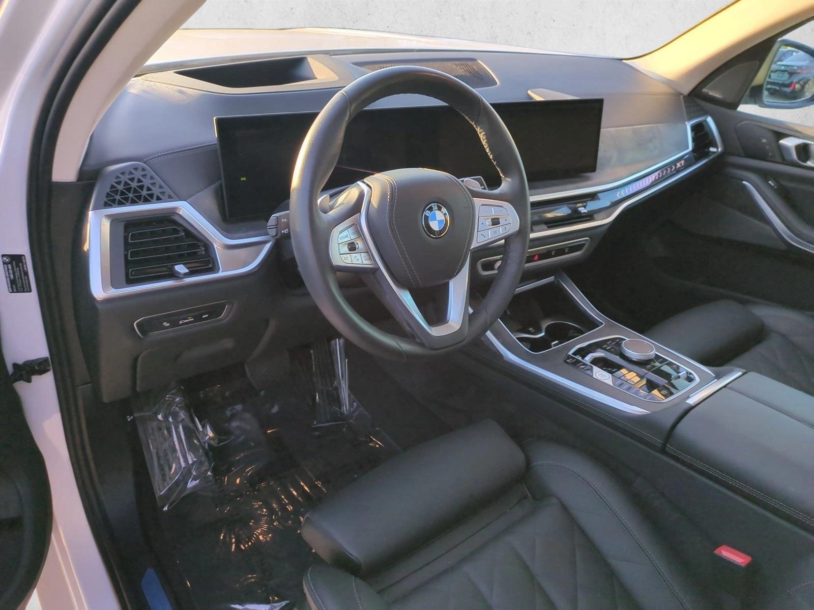 2026 BMW X7 40i - Photo 10