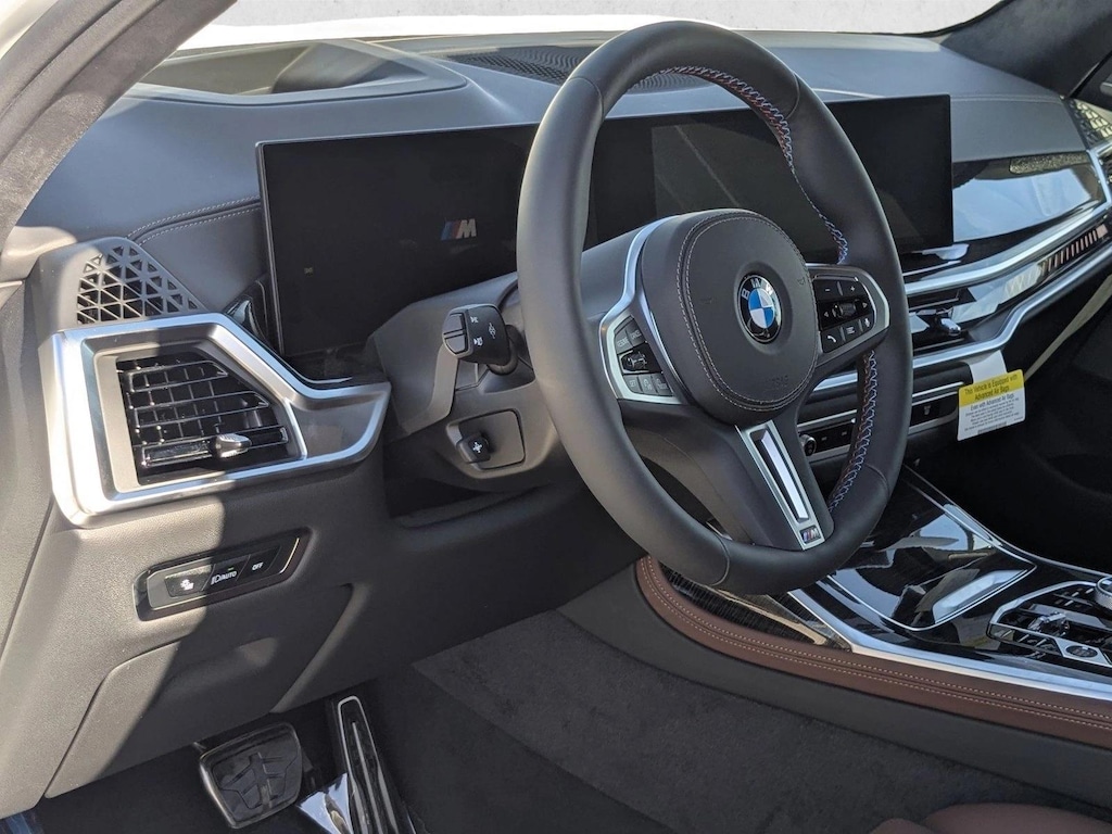 New 2026 BMW X7 M60i SUV