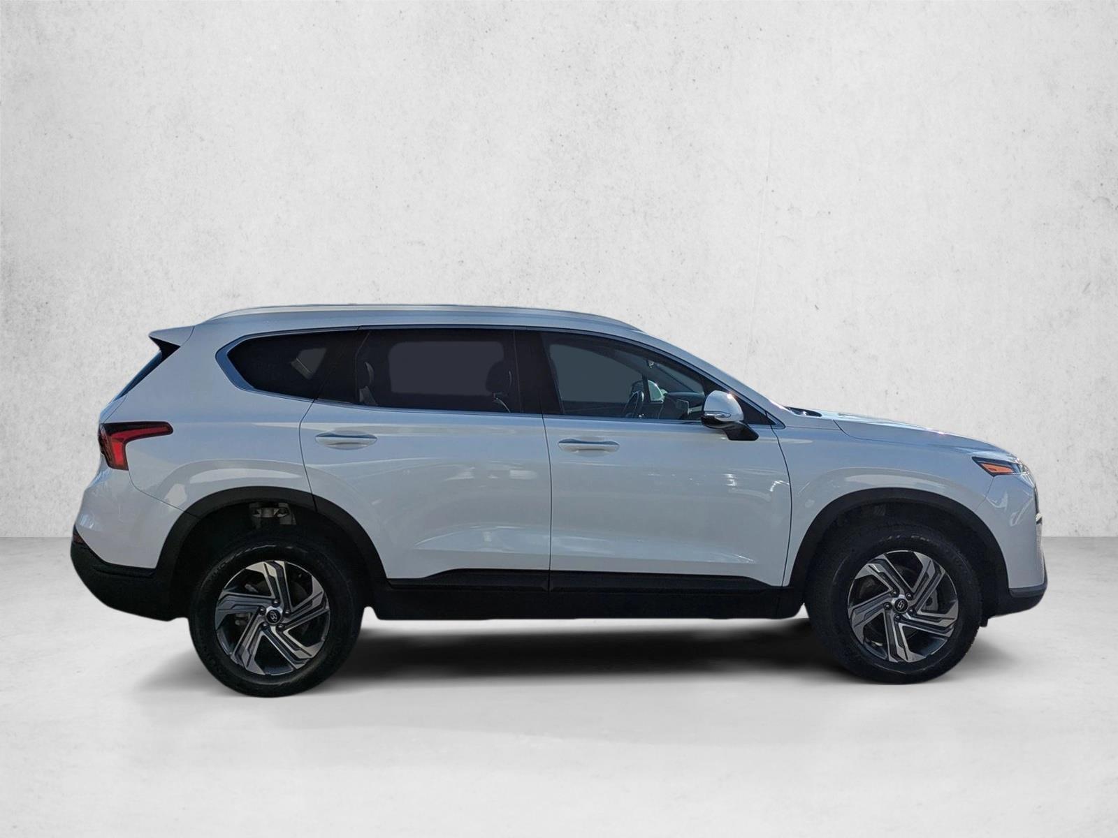 2023 Hyundai Santa Fe SEL photo 4