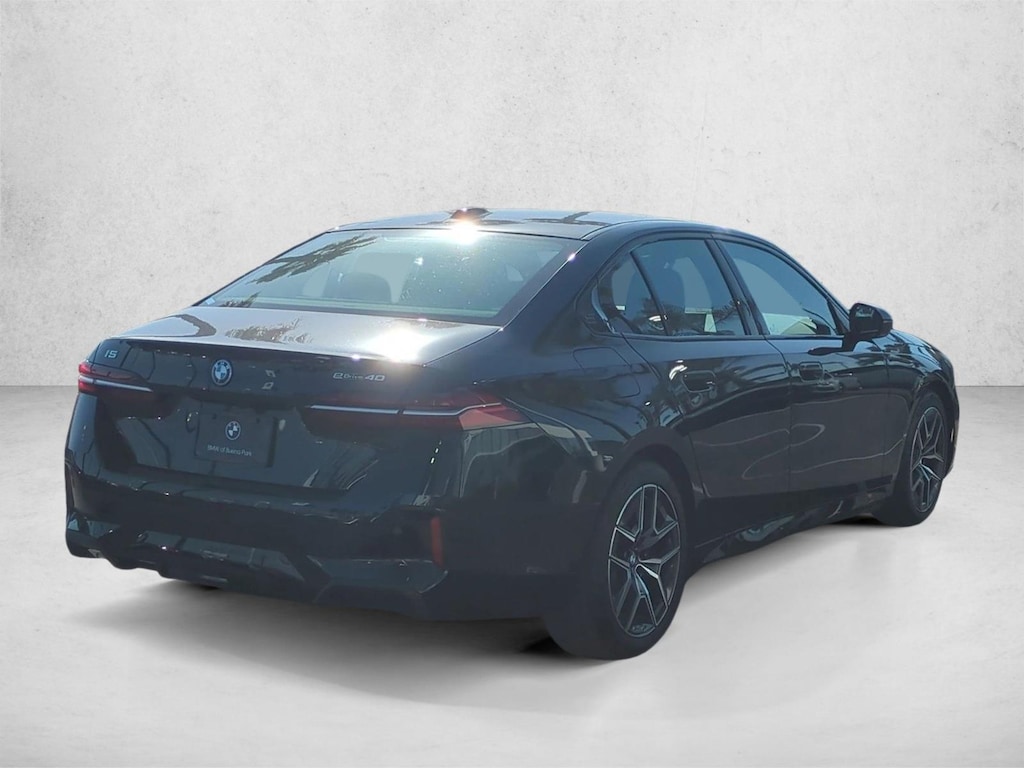 New 2026 BMW i5 eDrive40 Sedan