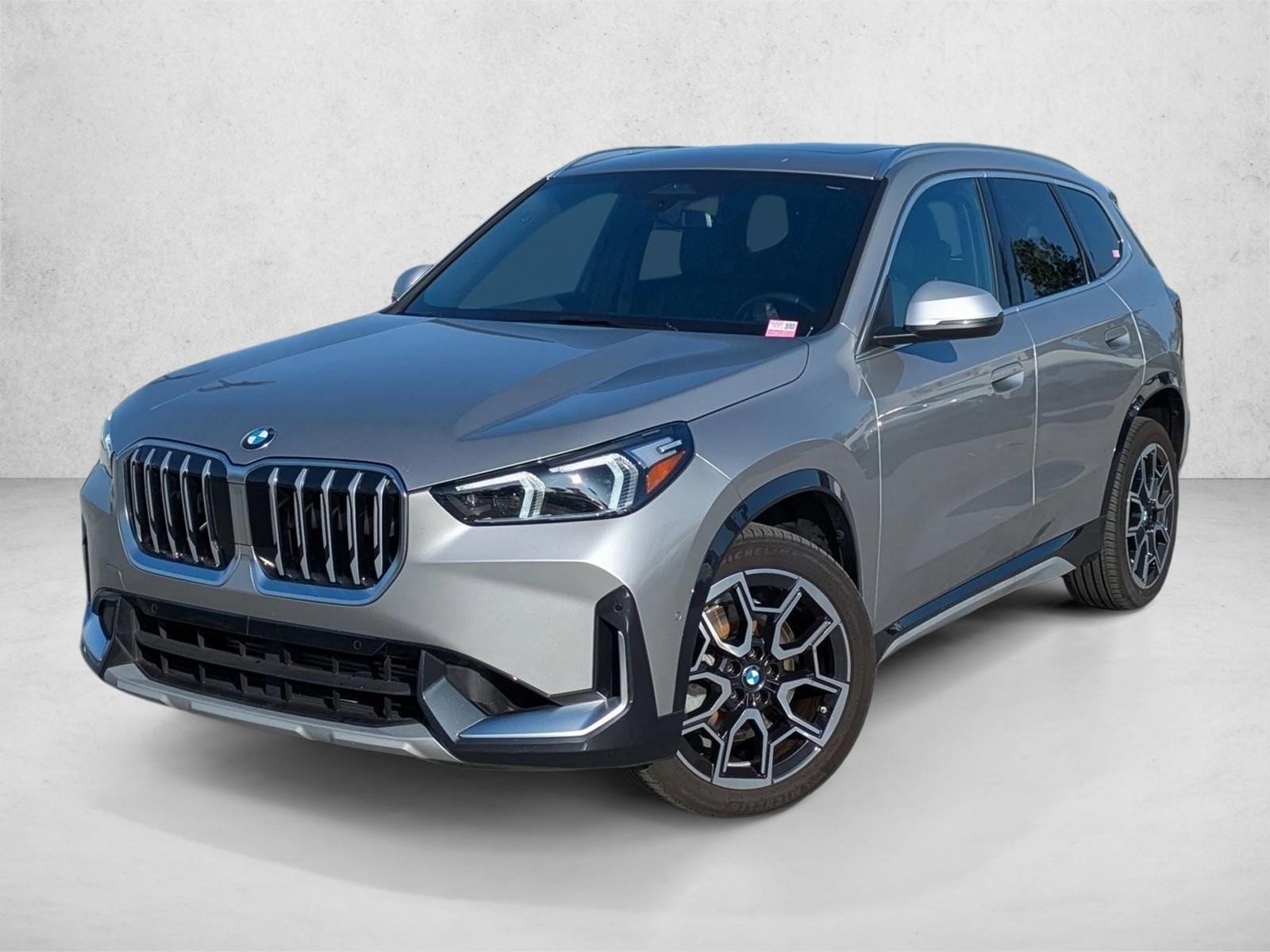 2023 BMW X1 28i's photo