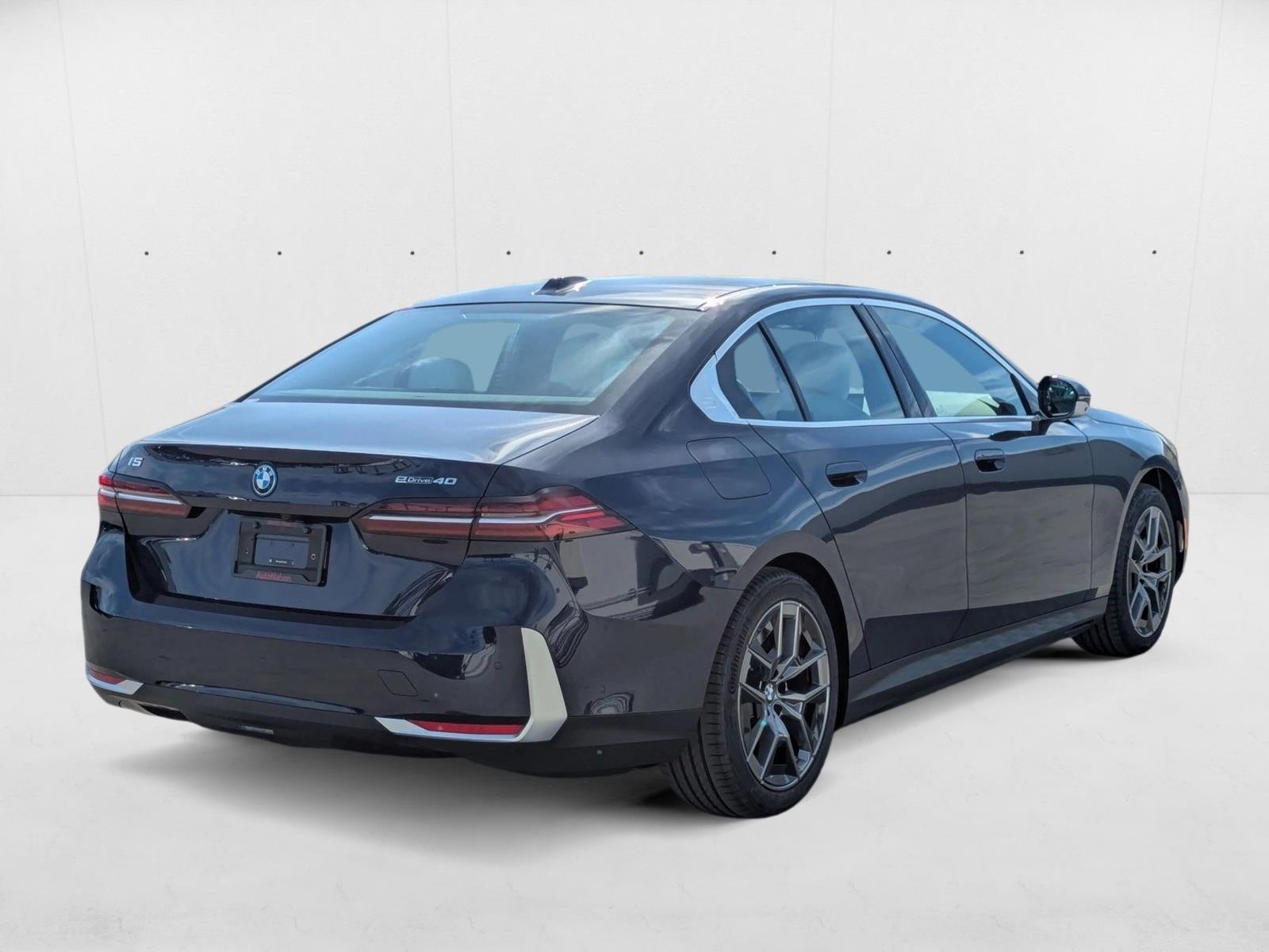 2026 Bmw i5 eDrive40 photo 2